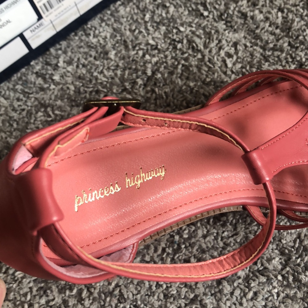 Modcloth Sandals - Picture 8 of 8